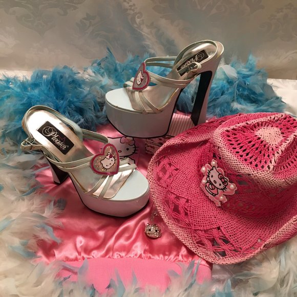 AMAZING vintage Y2K  custom hello kitty platforms ! - Picture 4 of 7